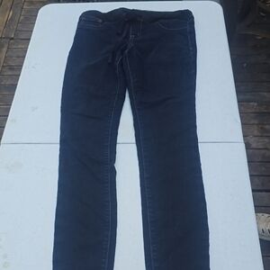 lei Women's Skinny Jeans in Black